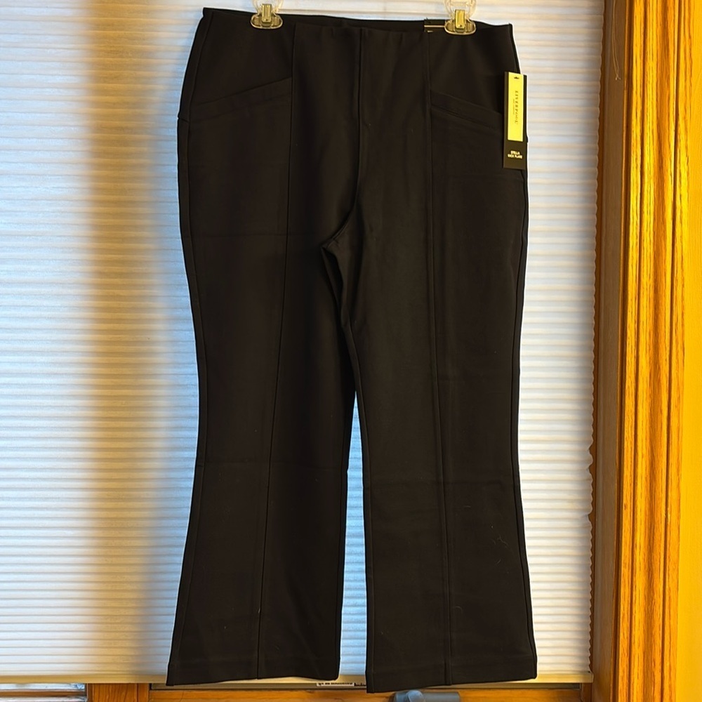NWT Liverpool Stella Kick Flares navy 14 32